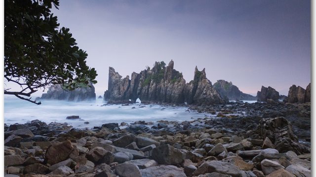 Pantai Gigi Hiu, Kelumbayan, Lampung